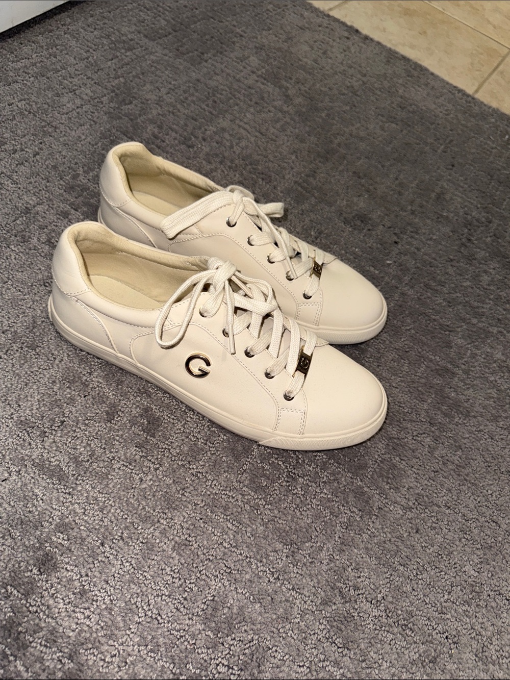GBG Los Angeles Cream Lace-Up Sneakers with Gold Accent